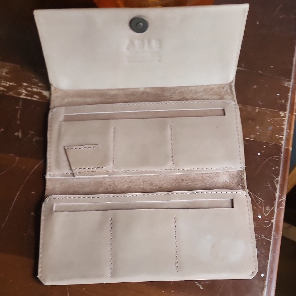 Able Debre TriFold Wallet In Beige - Picture 8 of 12